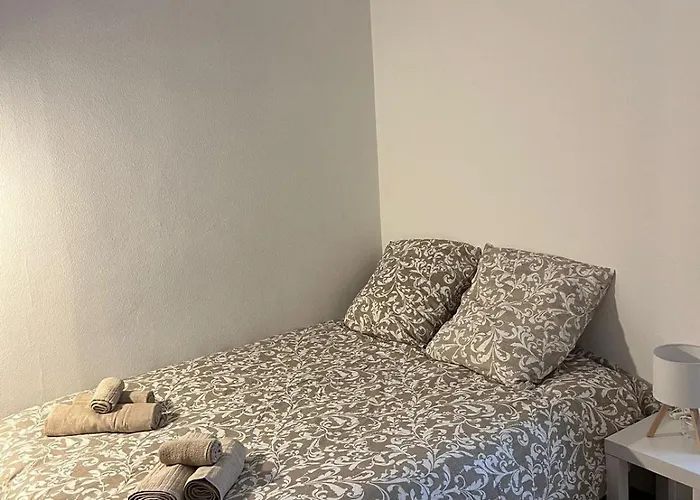 Апартаменты Cosy - A 2 Min De La Gare De